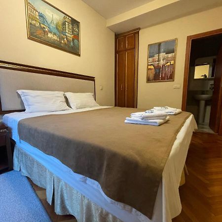Boutique Hotel Travelling Actor - Skadarlija 贝尔格莱德 外观 照片