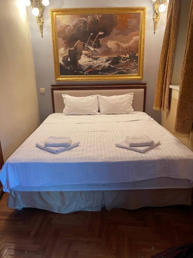 Boutique Hotel Travelling Actor - Skadarlija 贝尔格莱德 外观 照片