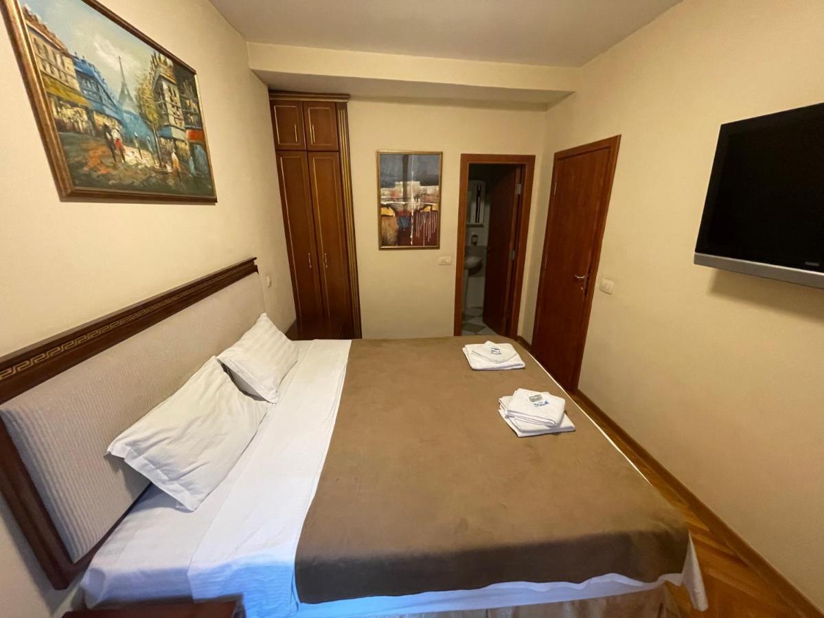 Boutique Hotel Travelling Actor - Skadarlija 贝尔格莱德 外观 照片