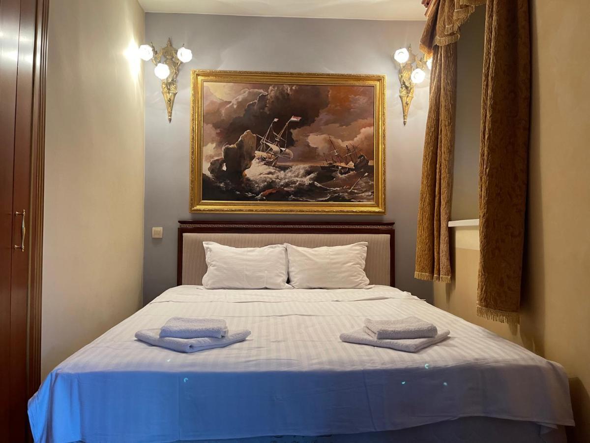 Boutique Hotel Travelling Actor - Skadarlija 贝尔格莱德 外观 照片